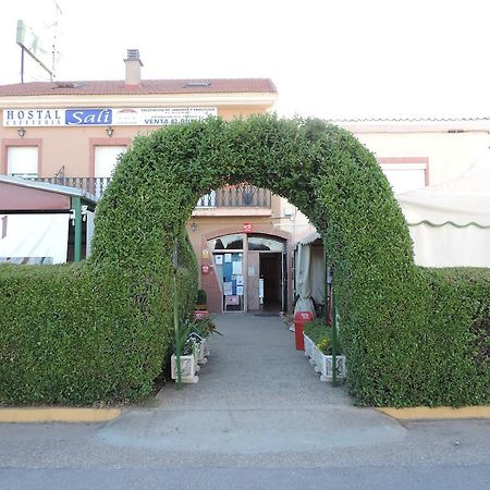 Hostal Sali 펠레브라보 외부 사진