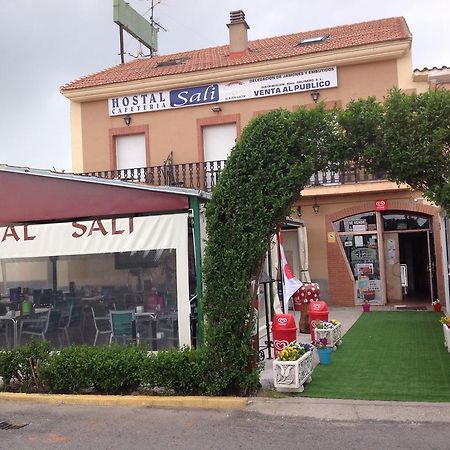 Hostal Sali 펠레브라보 외부 사진
