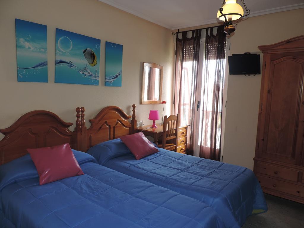 Hostal Sali 펠레브라보 외부 사진