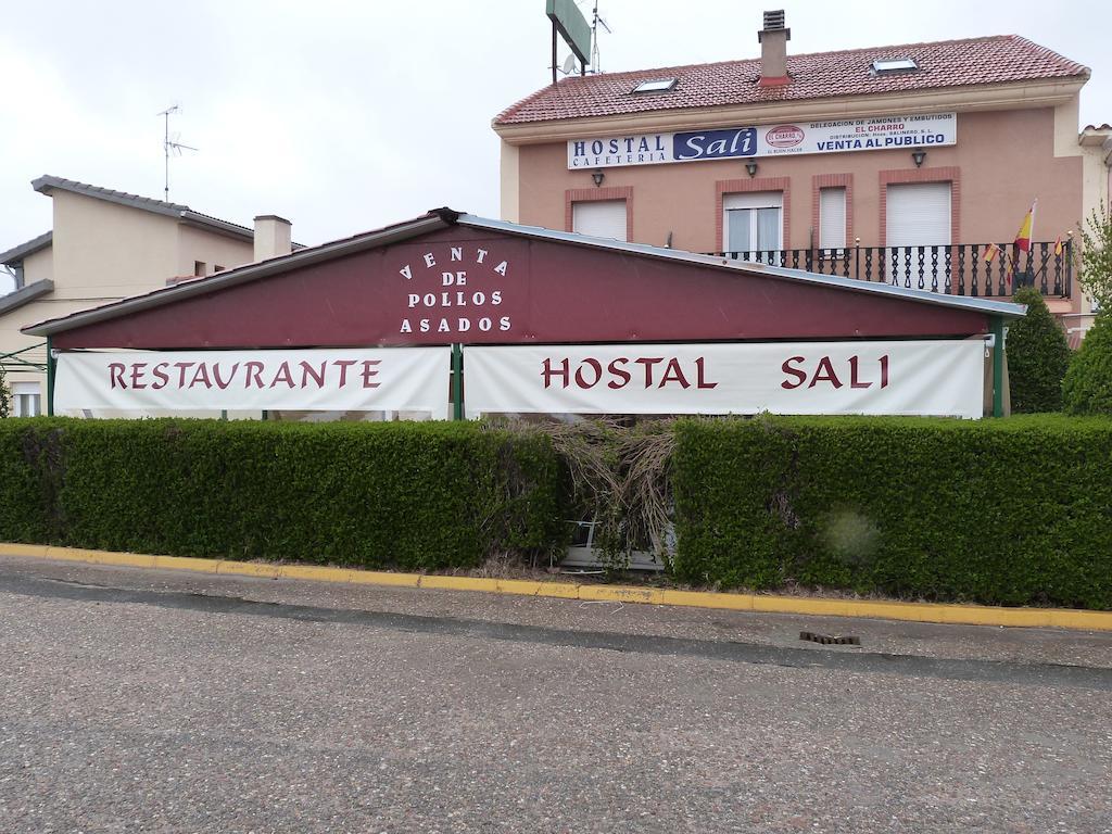 Hostal Sali 펠레브라보 외부 사진