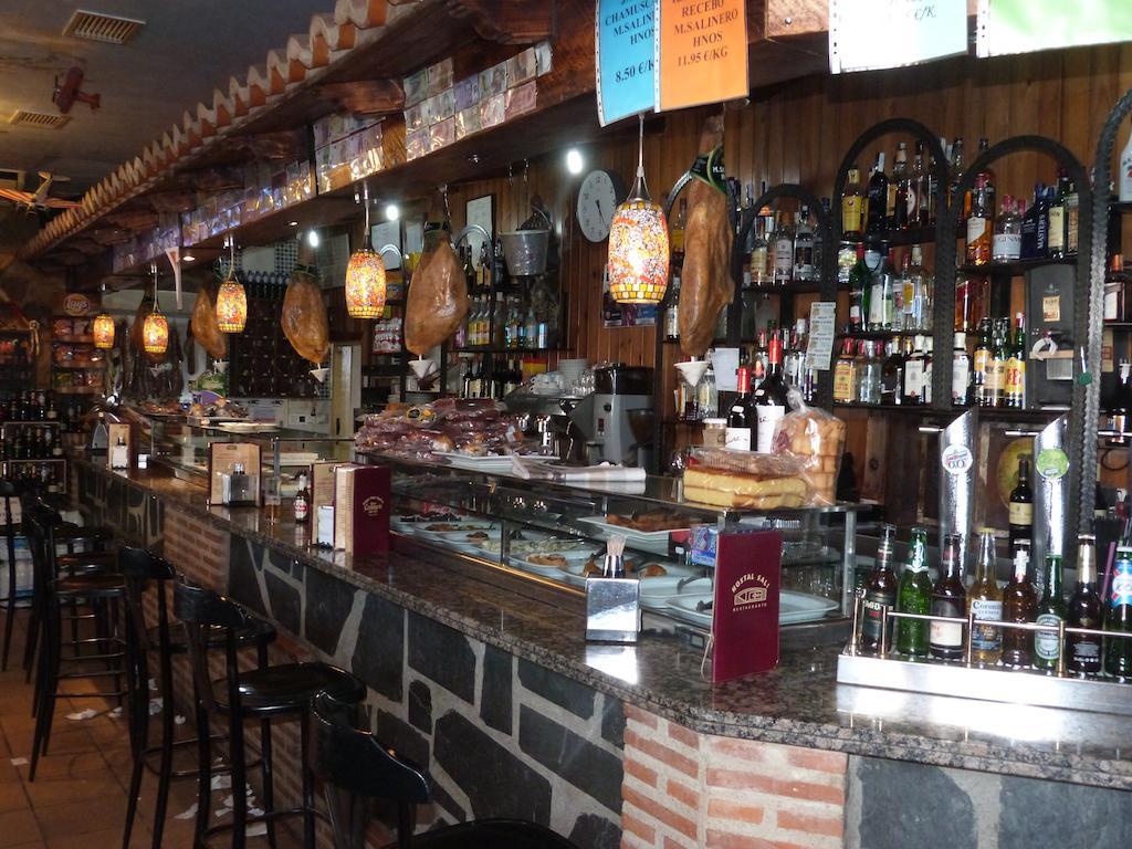 Hostal Sali 펠레브라보 외부 사진